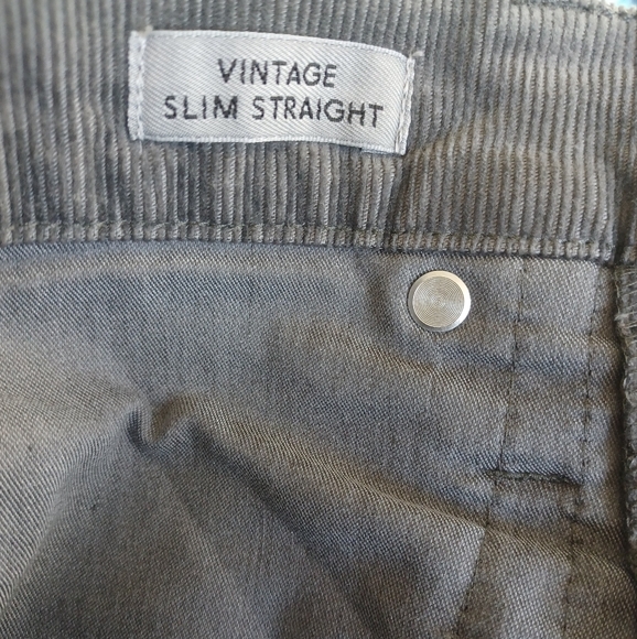 J. Crew Vintage Slim Straight Corduroy Pant Gray 28 NWT Sold Out - Picture 6 of 7